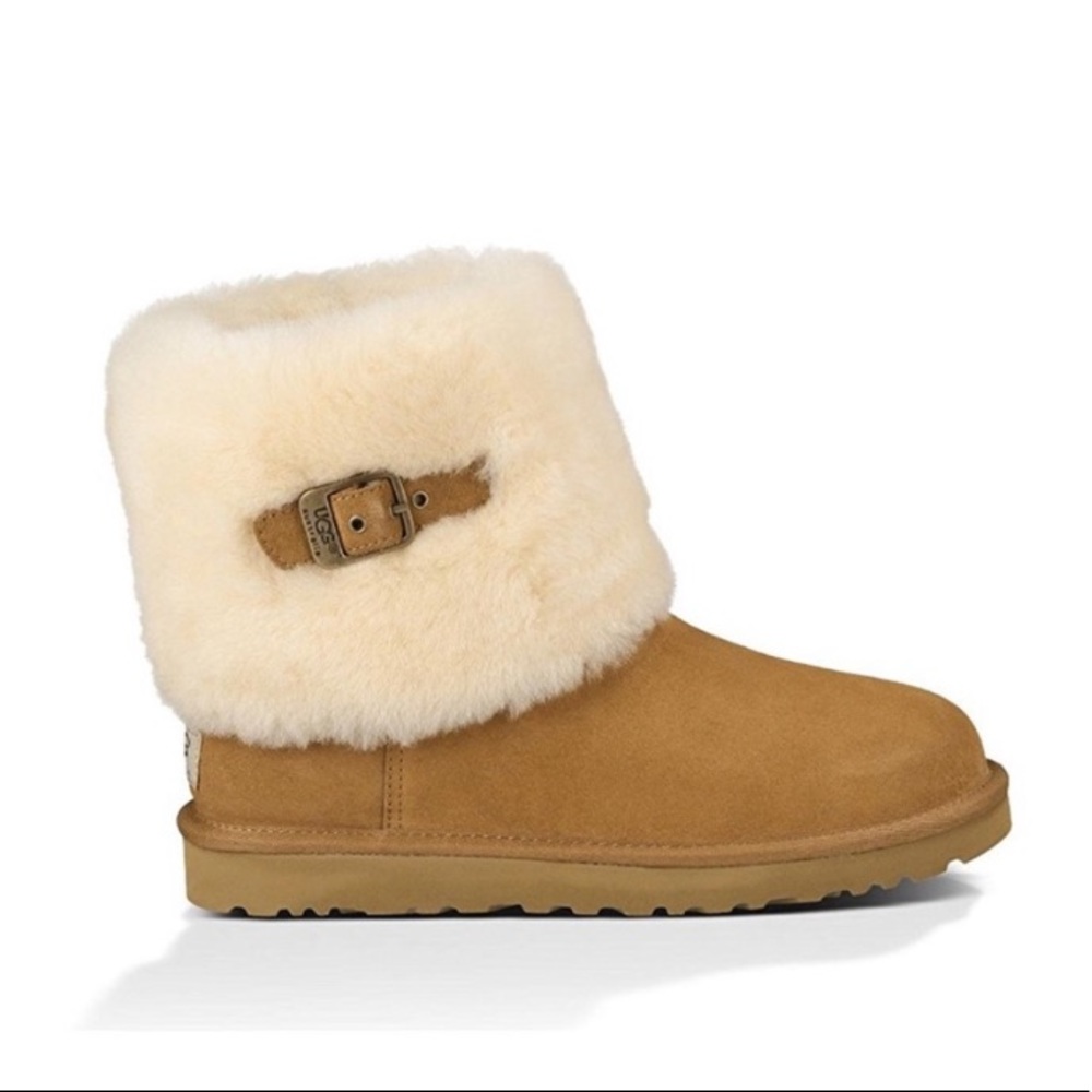 Beige Fur Uggs